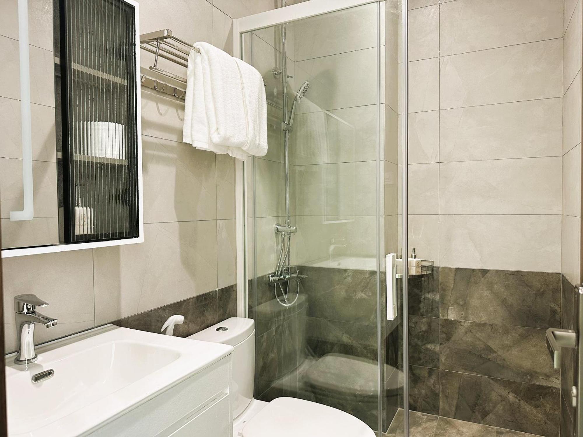 Готель Chez Mimosa Boutique - New Address 135 Tran Hung Dao Хошимін Екстер'єр фото