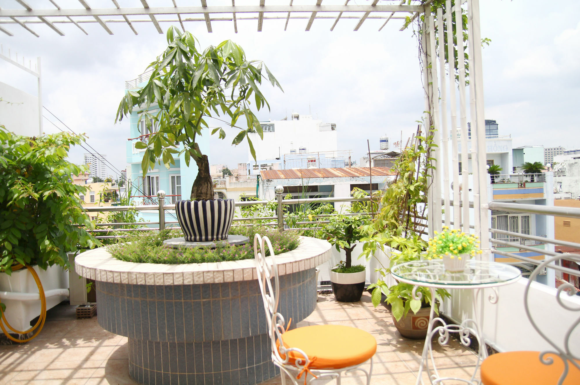 Готель Chez Mimosa Boutique - New Address 135 Tran Hung Dao Хошимін Екстер'єр фото